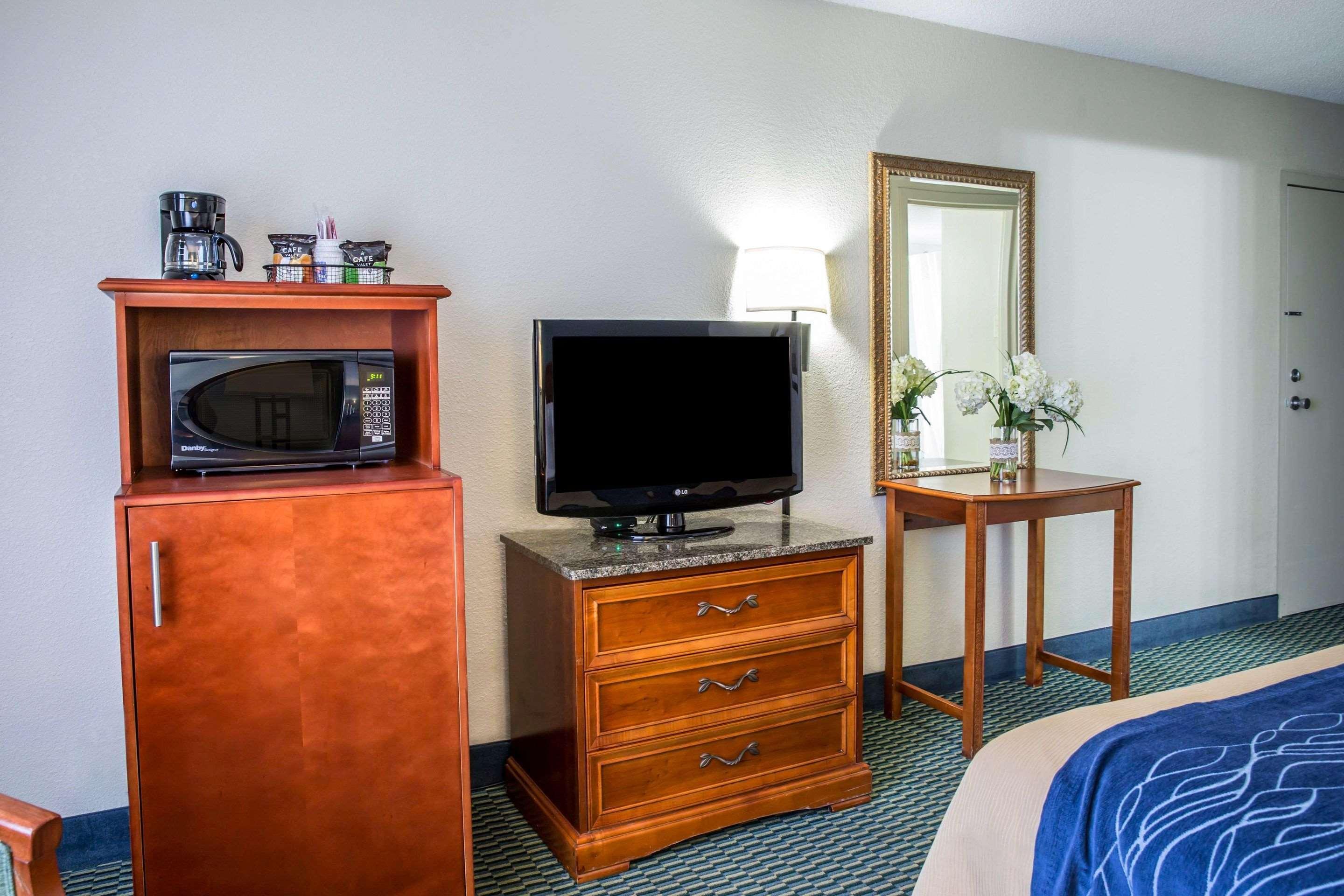 Comfort Inn On The Ocean Килл-Девил-Хиллз Экстерьер фото